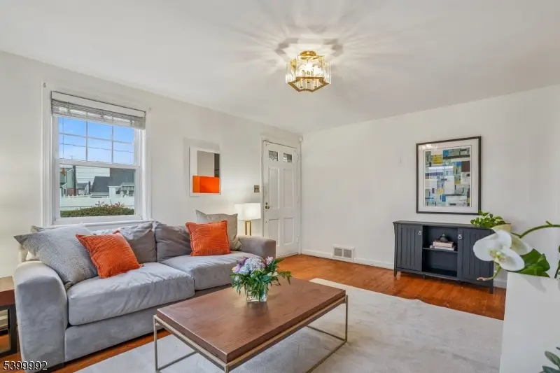 944 Burlington Ave, Union, NJ 07083 - Image #3