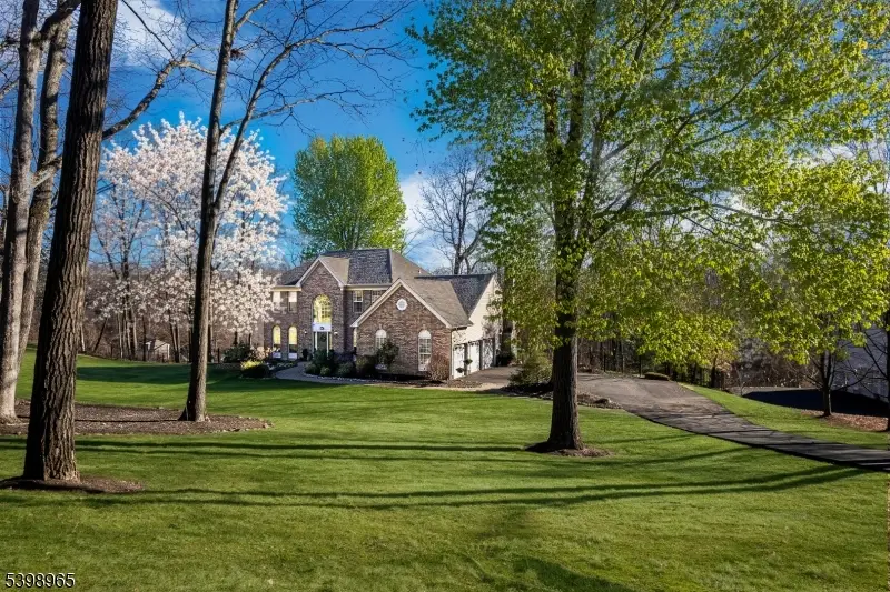 3 Adam Ct, Mount Olive, NJ 07828 - Image #2