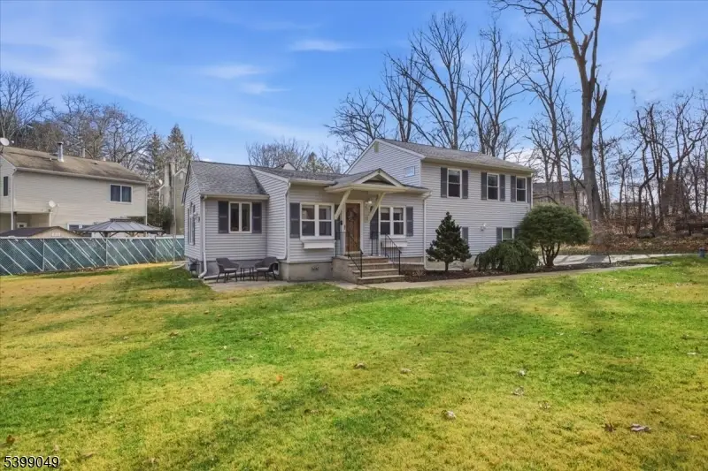 4 Fern Ave, Budd Lake, NJ 07828 - Image #2