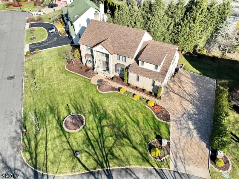 602 Mill Run, Paramus, NJ 07652 - Image #3