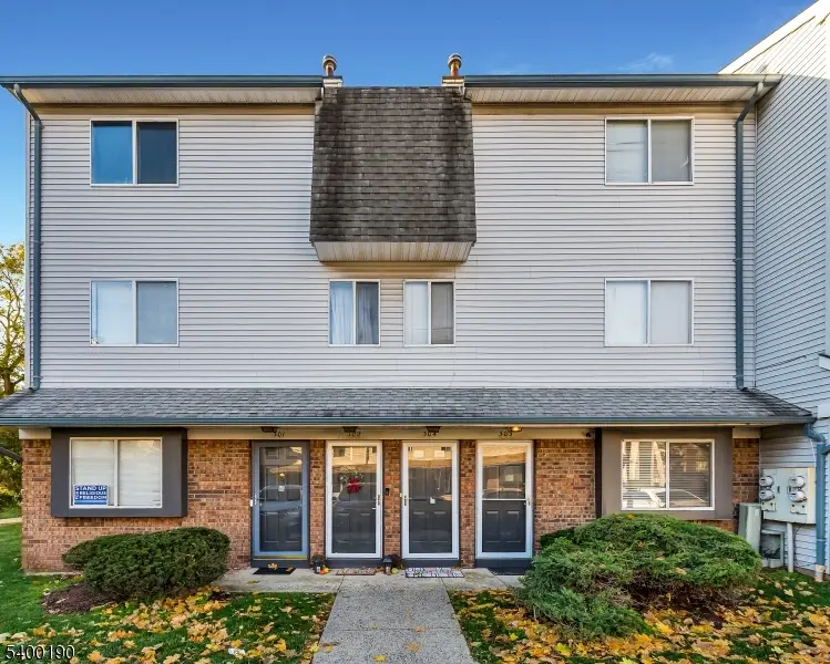 303 Arsdale Ter #303, Union, NJ 07083 - Image #1