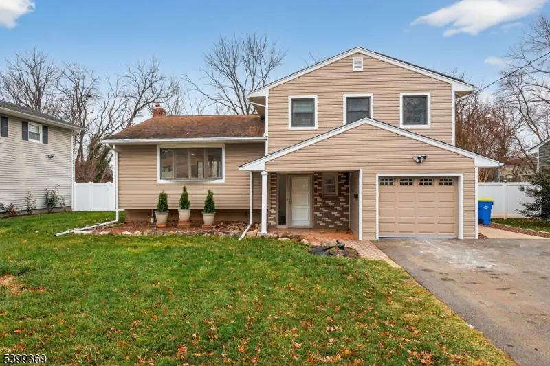 707 Warfield Rd, North Plainfield, NJ 07063 - Image #2