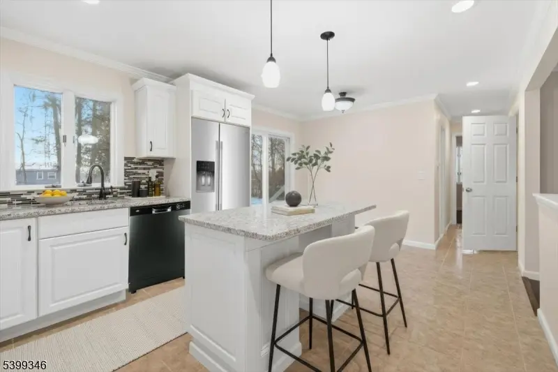 20 High Point Ci, Franklin, NJ 07416 - Image #3