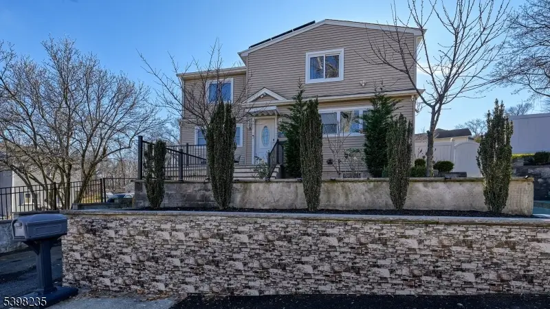 224 Pompton Rd, Haledon, NJ 07508 - Image #2