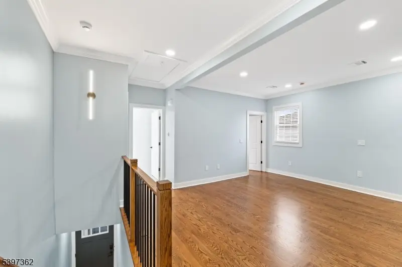 8 Essex St, Nutley, NJ 07110 - Image #3