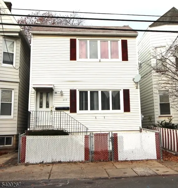 317 Davis Ave, Kearny, NJ 07032 - Image #2