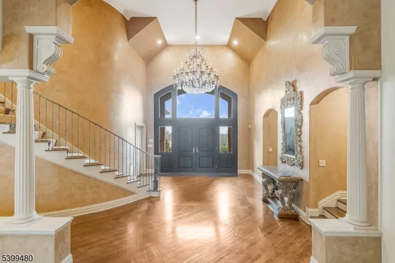 3 Crownview Ln, Bernardsville, NJ 07924 - Image #2