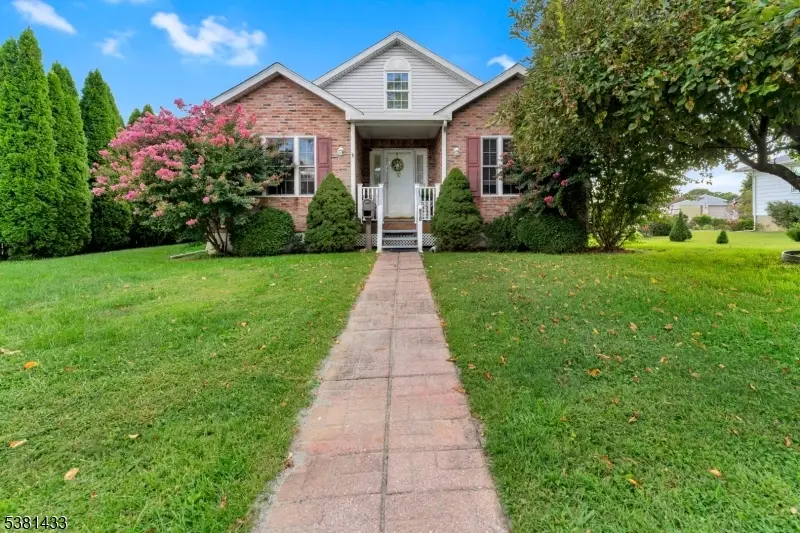 930 Wilbur Ave, Phillipsburg, NJ 08865 - Image #1