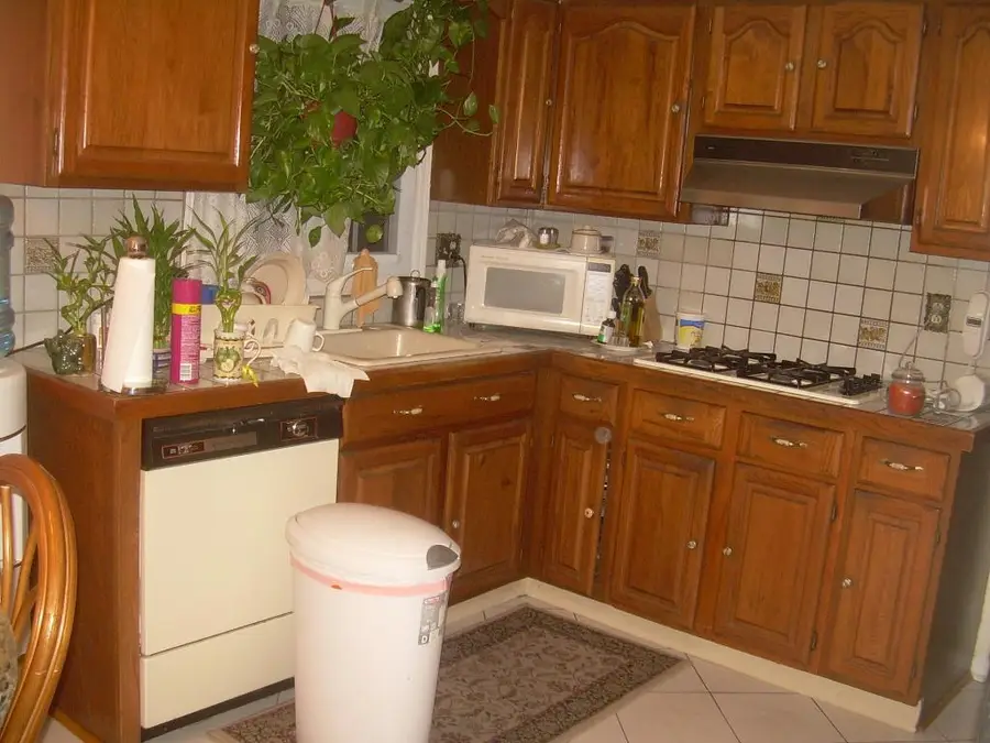 736 Lake St, Newark, NJ 07104 - Image #2