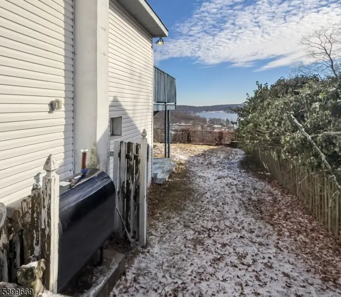 207 Dupont Ave, Hopatcong, NJ 07843 - Image #2