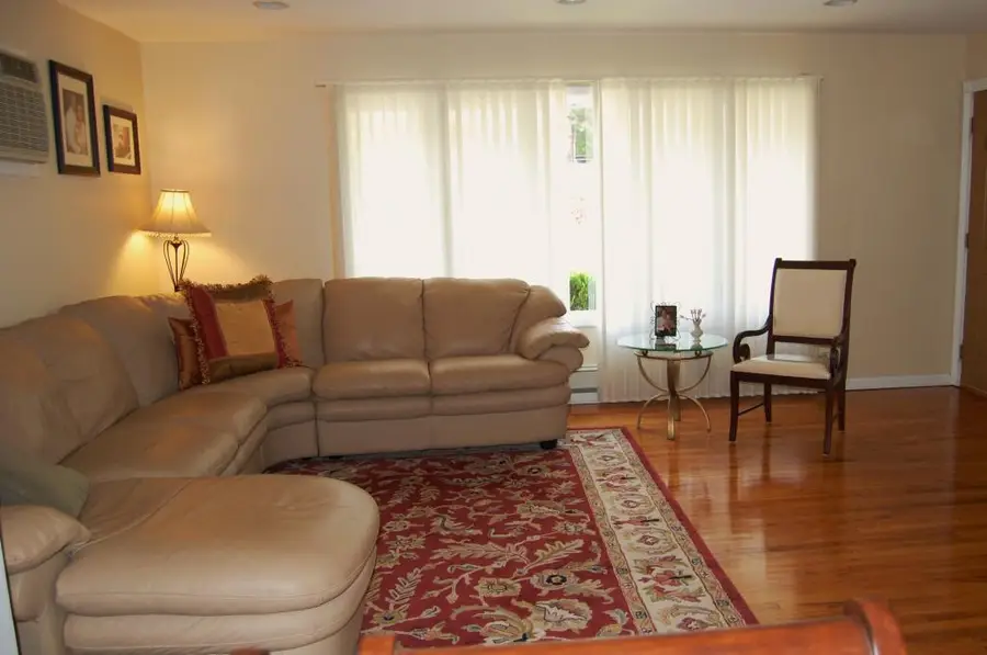 14B John Paul Jones Dr #B, Monroe Township, NJ 08831 - Image #2