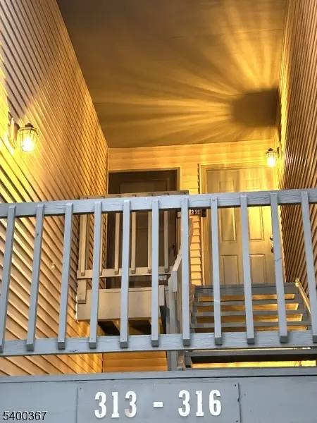 314 Spruce Hills Dr, Glen Gardner, NJ 08826 - Image #2