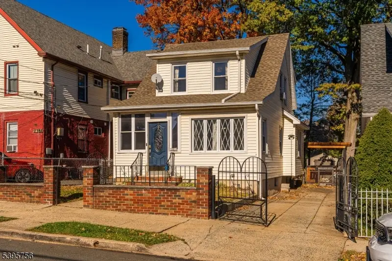 1379 Garfield Pl, Elizabeth, NJ 07208 - Image #3