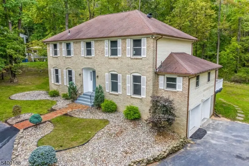 5 Fernwood Rd, Warren, NJ 07059 - Image #2