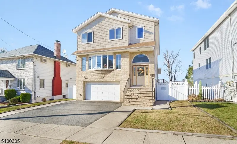 17 Pleasant Pl, Kearny, NJ 07032 - #1