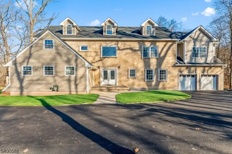 28 King George Rd, Warren, NJ 07059 - Image #1