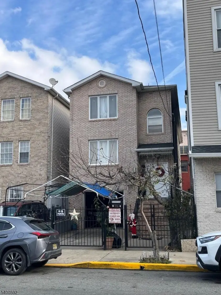 116 Chapel St, Newark, NJ 07105 - Image #1