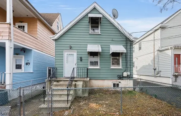 16 Loretta St, Clifton City, NJ 07011