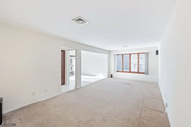 314 Palisade Ave, Cliffside Park, NJ 07010 - Image #3