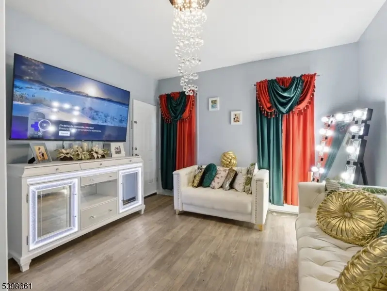 31 Dover St, Paterson, NJ 07501 - Image #3