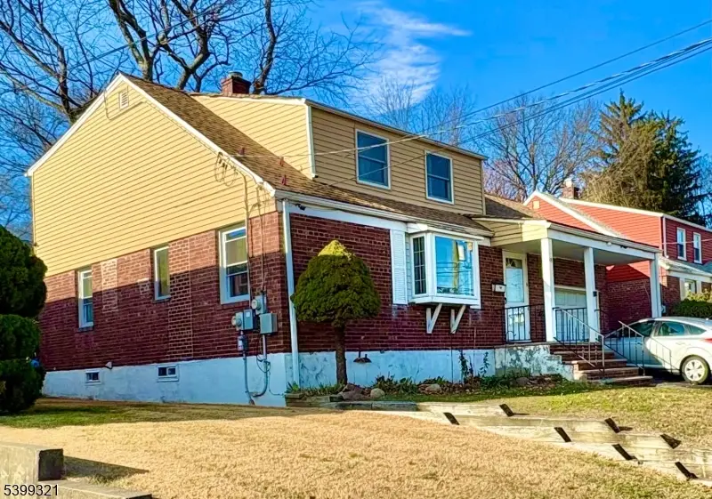 48 Sussex Rd, Bergenfield, NJ 07621 - Image #2