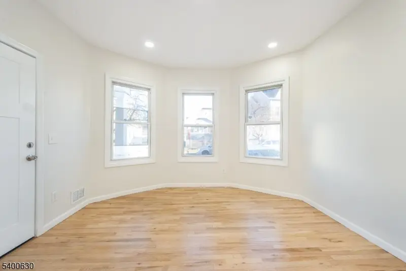 1022 E 22nd St, Paterson, NJ 07513 - Image #3