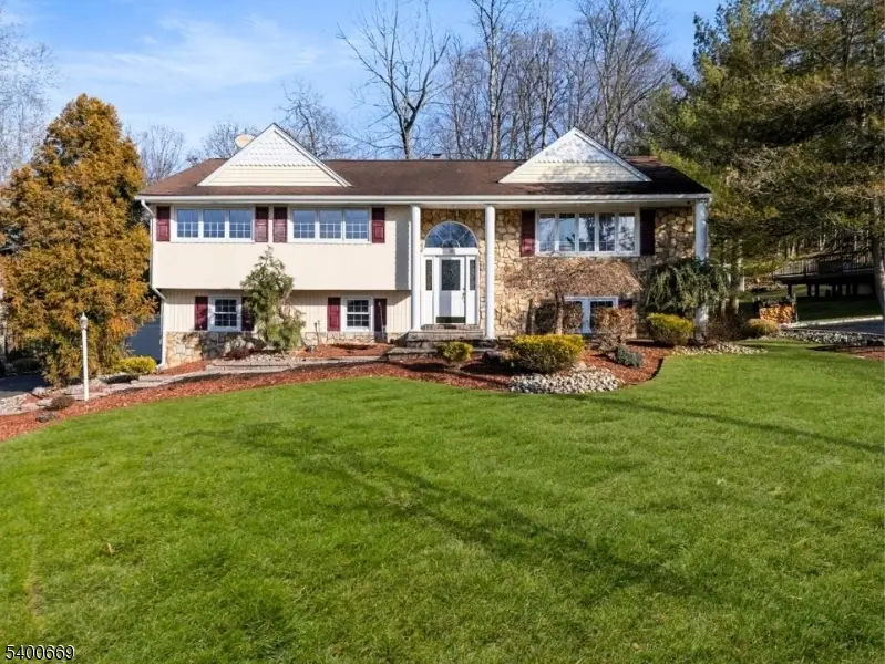 16 Gressinger Rd, Wayne, NJ 07470 - Image #1