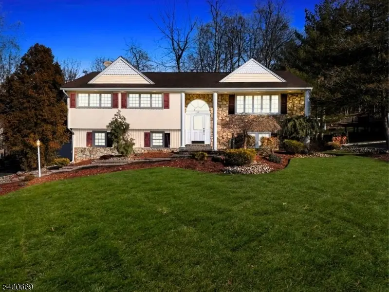 16 Gressinger Rd, Wayne, NJ 07470 - Image #3