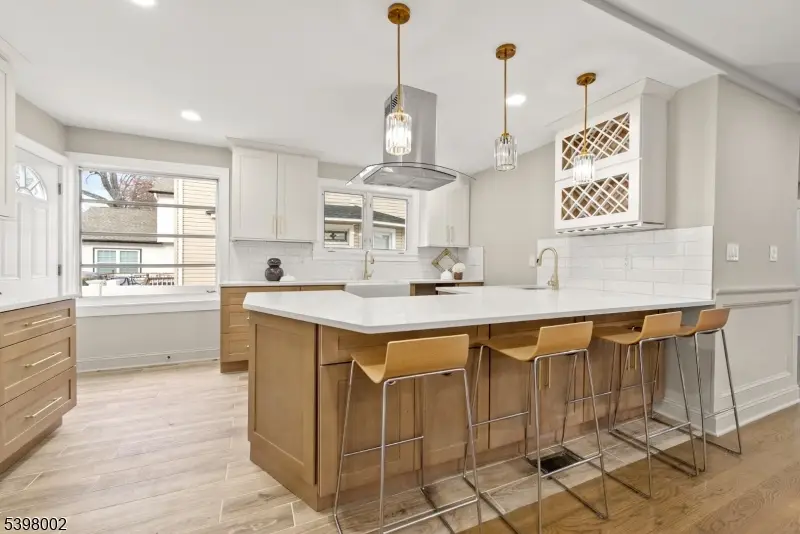 138-140 Monmouth Road, Elizabeth, NJ 07208 - Image #2