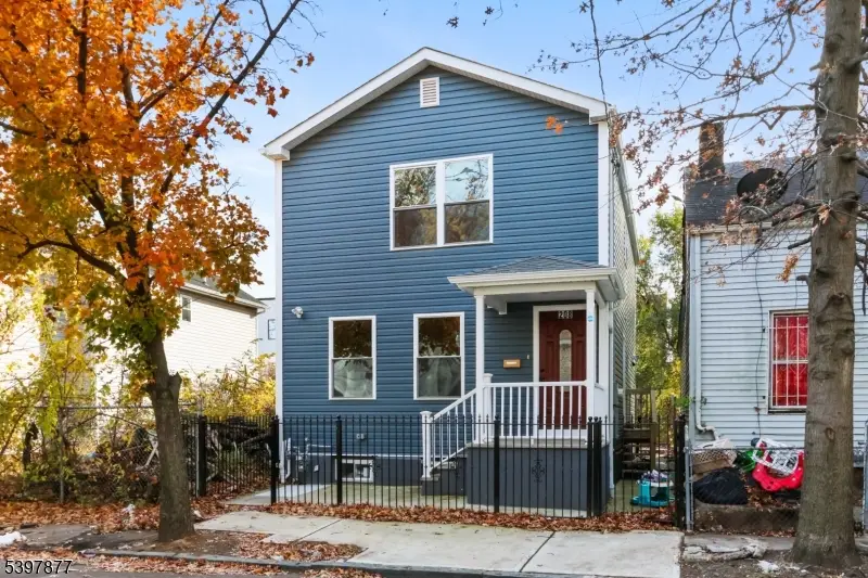 208 N 1st St, Paterson, NJ 07522 - Image #3