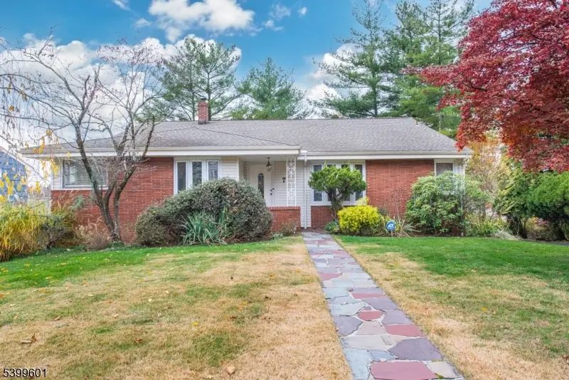 7 Wedgewood Dr, West Orange, NJ 07052 - Image #1