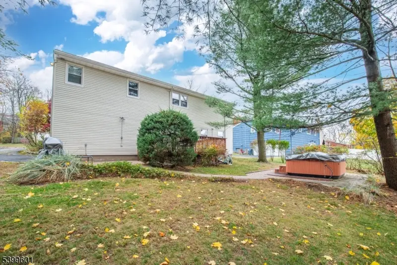 7 Wedgewood Dr, West Orange, NJ 07052 - Image #3