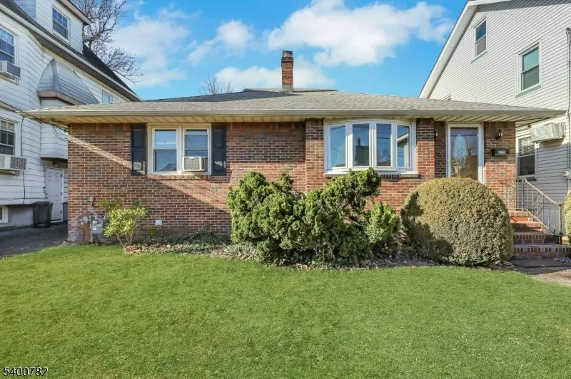 835 Chestnut St, Kearny, NJ 07032 - Image #2