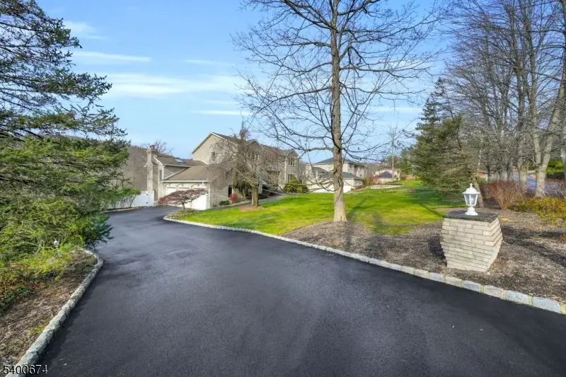 75 Taylortown Rd, Montville, NJ 07045 - Image #3