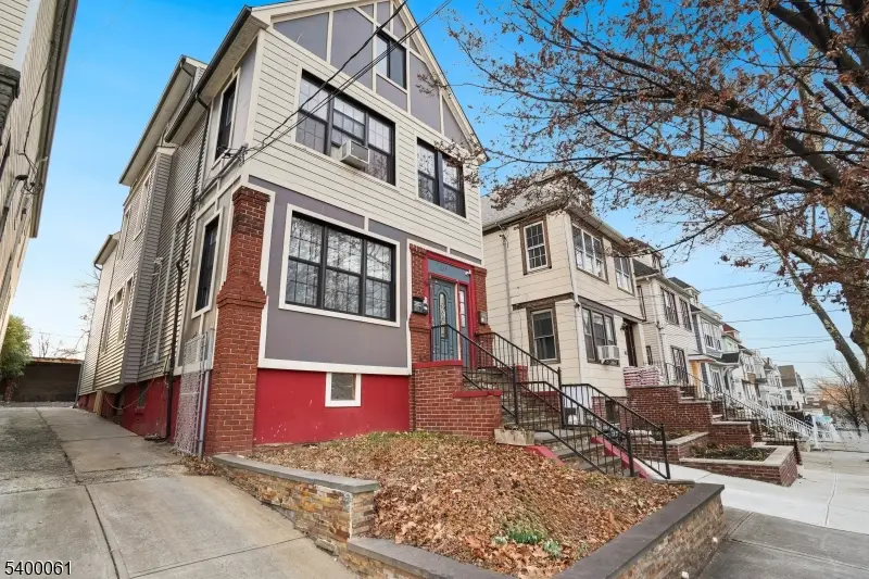 277 Van Nostrand Ave, Jersey City, NJ 07305 - Image #2