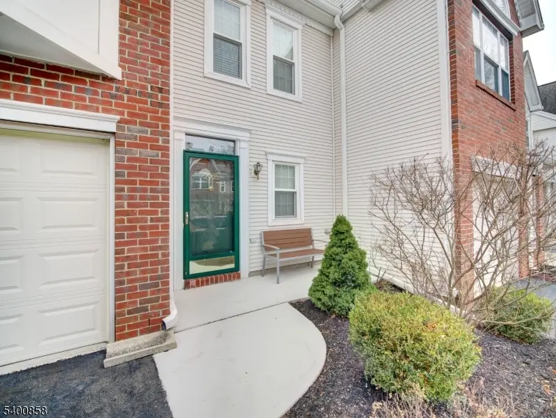 2905 Johnson Cir, Bradley Gardens, NJ 08807 - Image #2