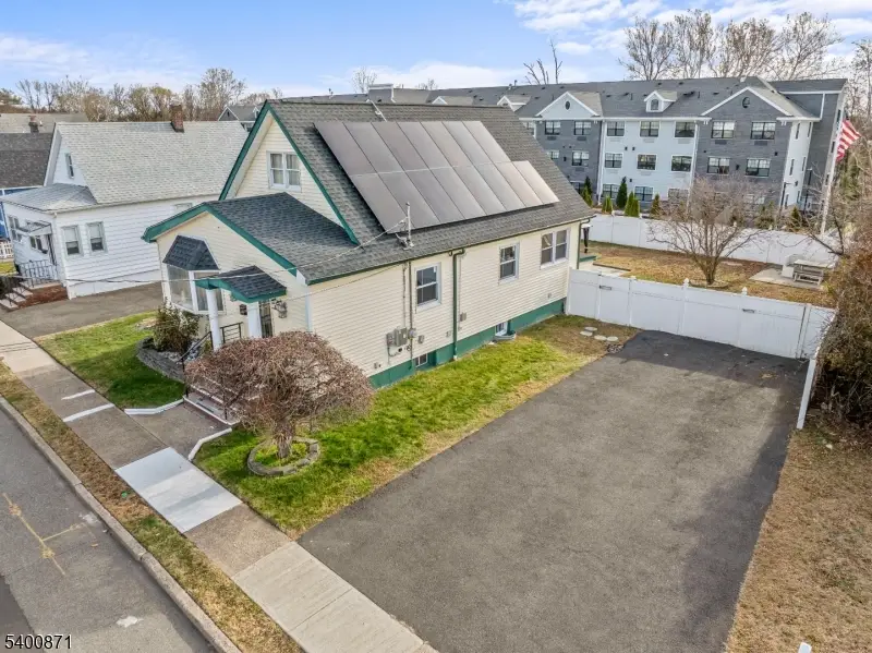 7-02 Lake St, Fair Lawn, NJ 07410 - #3