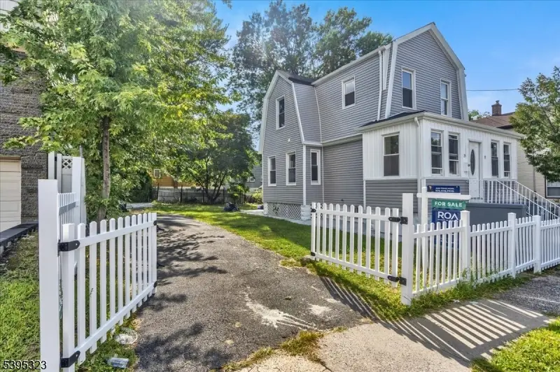 29 Brighton Ter, Irvington, NJ 07111 - Image #3