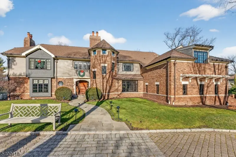 54 Hamilton Dr East, North Caldwell, NJ 07006 - Image #1