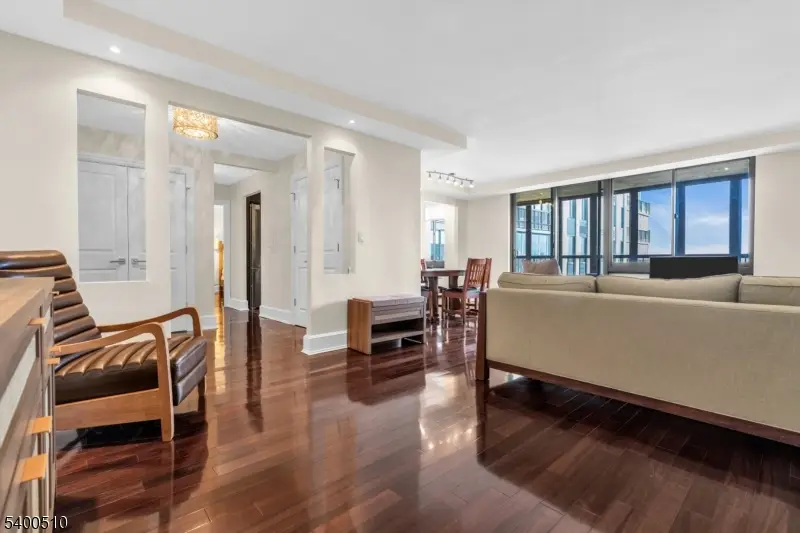 200 Winston Dr-c1711 #1711, Cliffside Park, NJ 07010 - Image #1