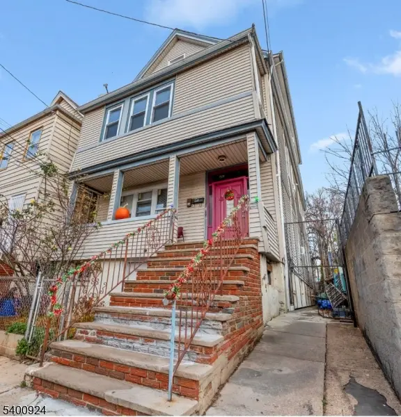 509 Marshall St #2, Elizabeth City, NJ 07206