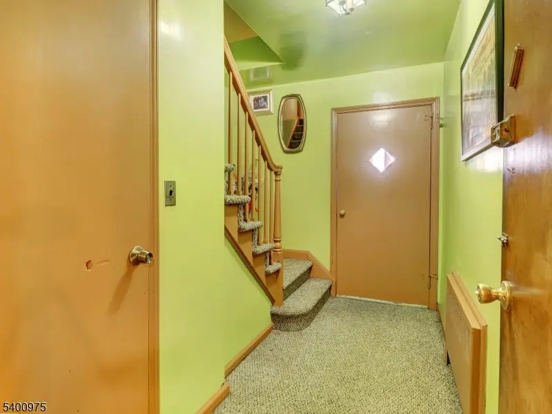 103 Mount Vernon Pl, Newark, NJ 07106 - Image #3