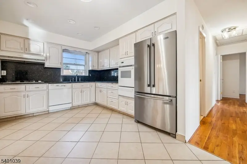 13 Evergreen Ave, Springfield, NJ 07081 - Image #2