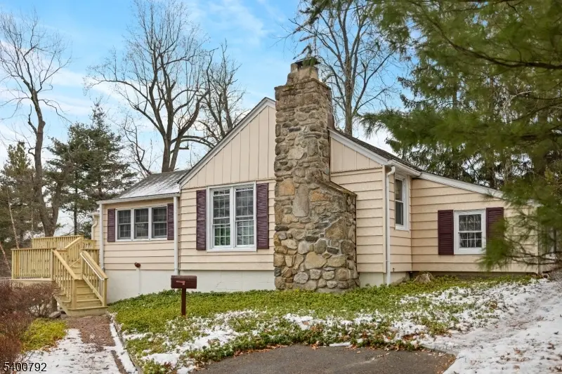 35 Seneca Trl, Lake Mohawk, NJ 07871 - Image #2