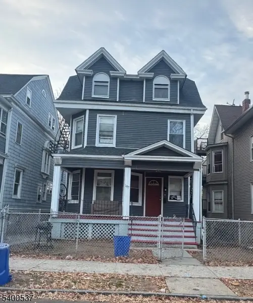 107 N Maple Ave, East Orange, NJ 07017 - Image #1
