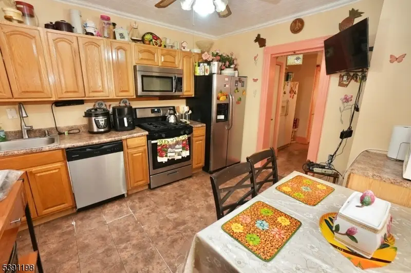 22-24 Kensington Pl, East Orange, NJ 07017 - Image #2