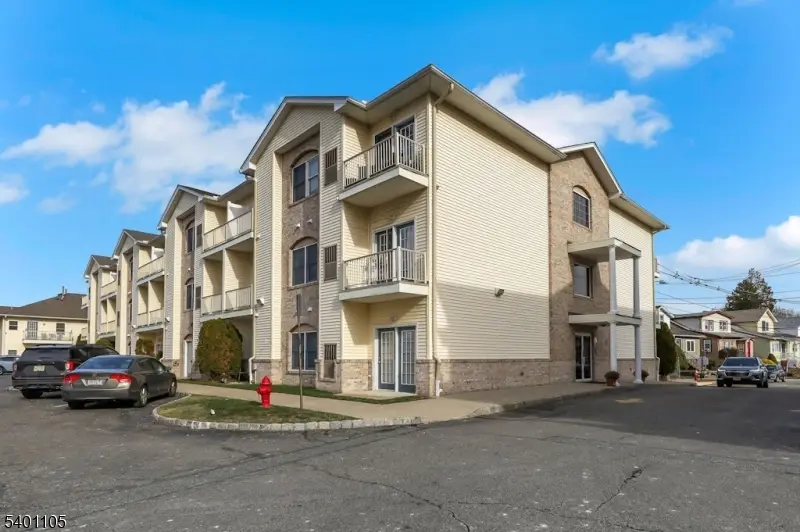 520 Victor St #42, Saddle Brook, NJ 07663 - Image #1