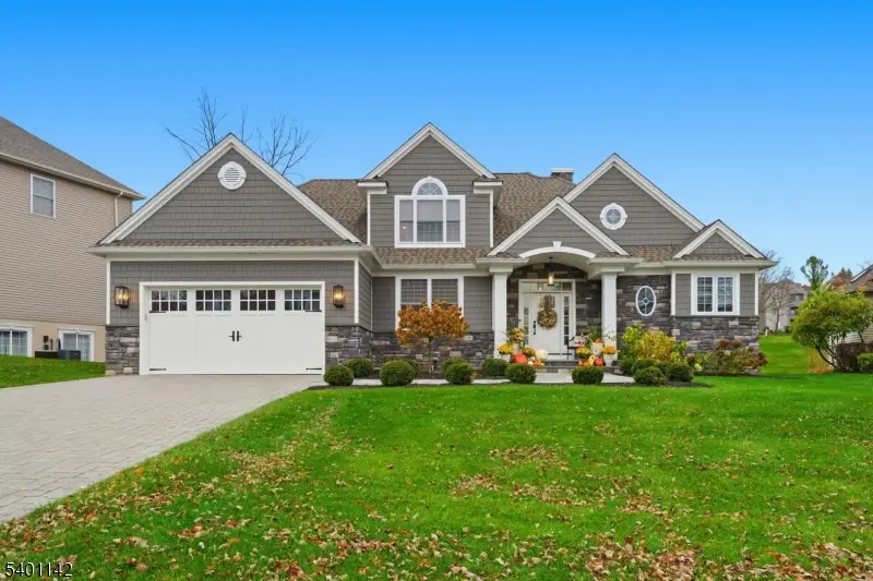 14 Country Ln, Hardyston, NJ 07419 - Image #1