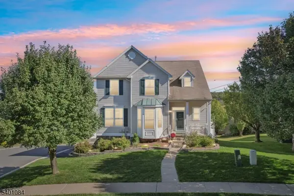 205 Winding Hill Dr, Mount Olive Twp., NJ 07840