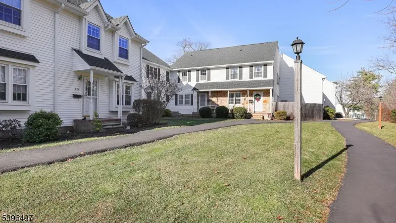 704 Marlborough Common, Absecon, NJ 08844 - Image #3